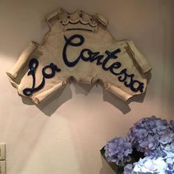 La Contessa