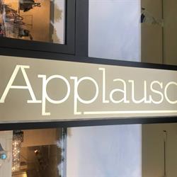 Applauso S.a.s.