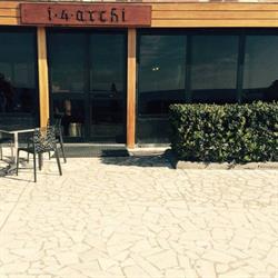 Bar 4 Archi
