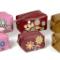 Trousse in pelle con applicazioni fiore