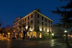 Byron Hotel