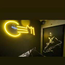 C.e.m.m.
