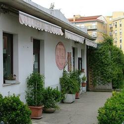 Cafe' de Paris Di Pellicciotta Vania