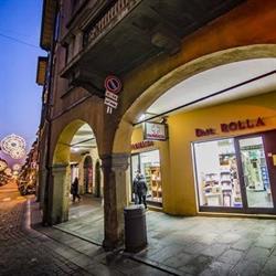 Farmacia Cinque Vie Del Dr.gianpasquale Rolla & C. S.n.c.