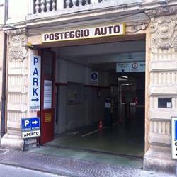 Garage Altinia - Car & Bike Parking presso Porta Altinia Centro Storico