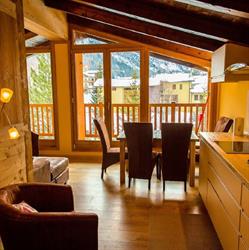 Chalet Alpina Hotel and Apartments