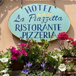 La Piazzetta Hotel Ristorante Pizzeria