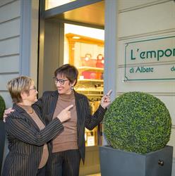 L'emporio Di Albate Di Zuccala' Manuela