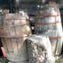 Caricato da visitatore il 17/06/2017 - Botti molto vecchie da restaurare regalo. Sono ubicate a Rocca Malatina (7 km da Zocca) per informazioni 3396511805