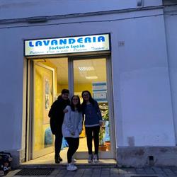 Lavanderia Lucia