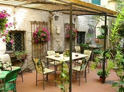 Locanda Borgonuovo B&B