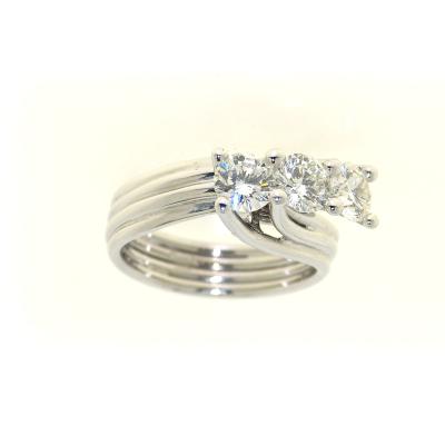 Trilogy-con-diamanti