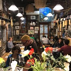 Osteria Vini E Cucina A Cantina De Mananan