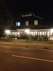 Pizzeria Saloon Bar