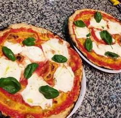 Pizzeria San Marino S.N.C. Di Italo Di Marco E Tommaso Di Marco
