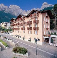 Hotel Stella Alpina a Molveno vista lago panoramica