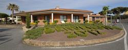 Residence - Villaggio Turistico La Cecinella